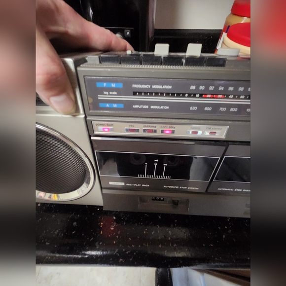 VINTAGE MONTGOMERY WARD BOOMBOX - Picture 9 of 16